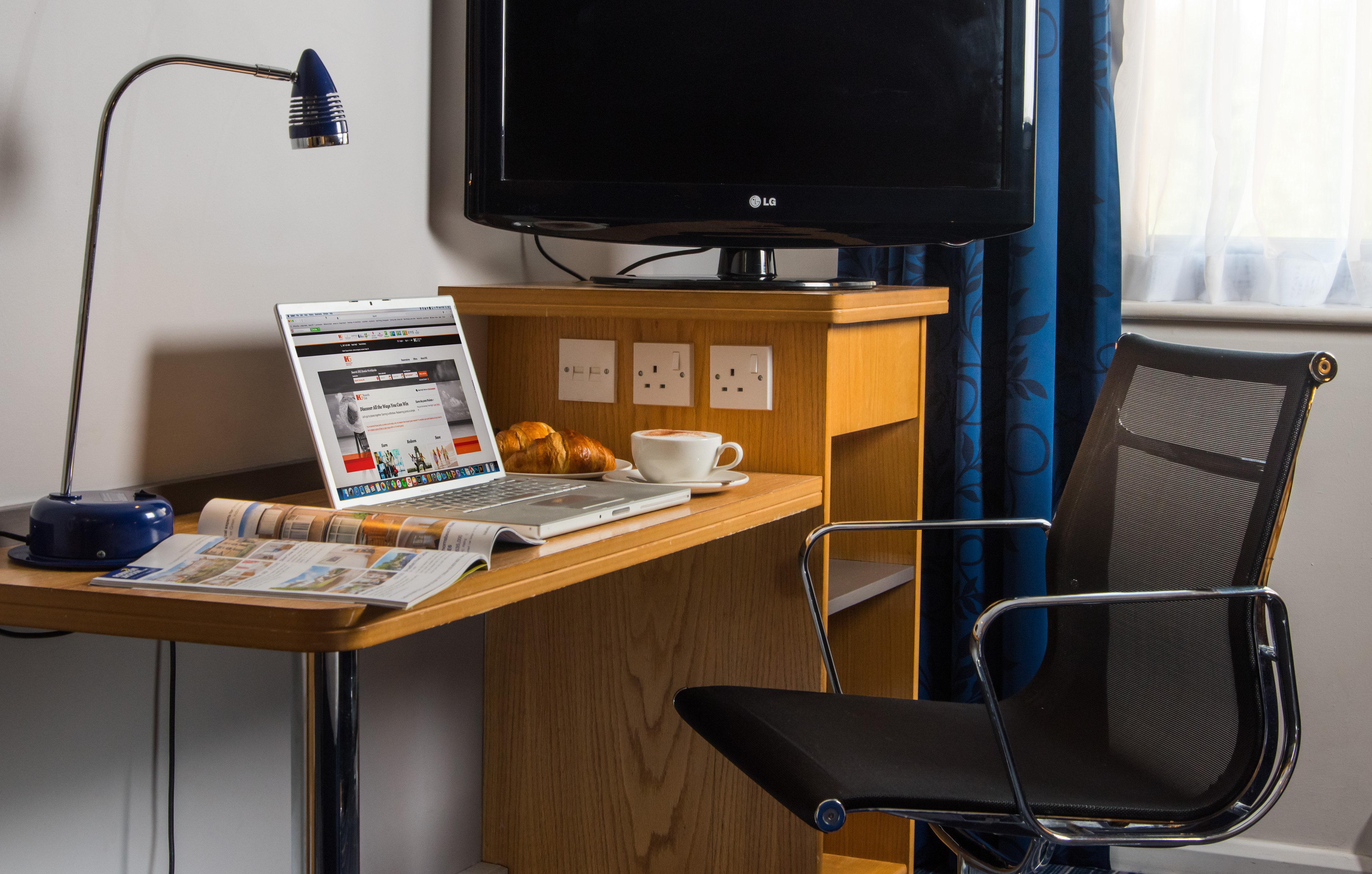 Holiday Inn Express Northampton - South By Ihg Εξωτερικό φωτογραφία