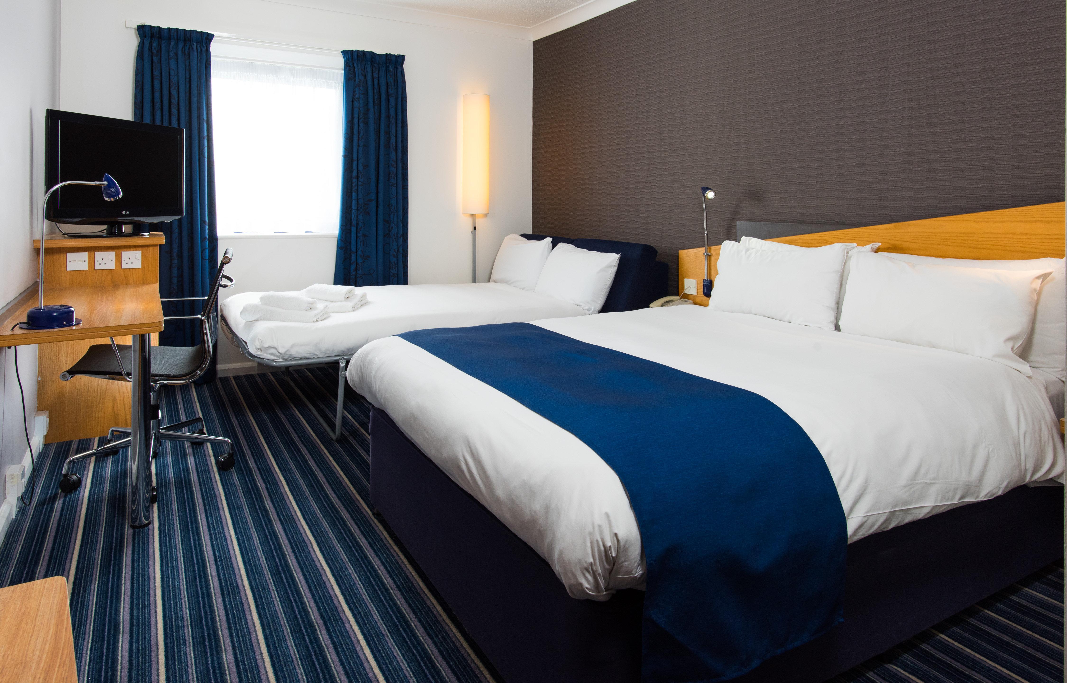 Holiday Inn Express Northampton - South By Ihg Εξωτερικό φωτογραφία
