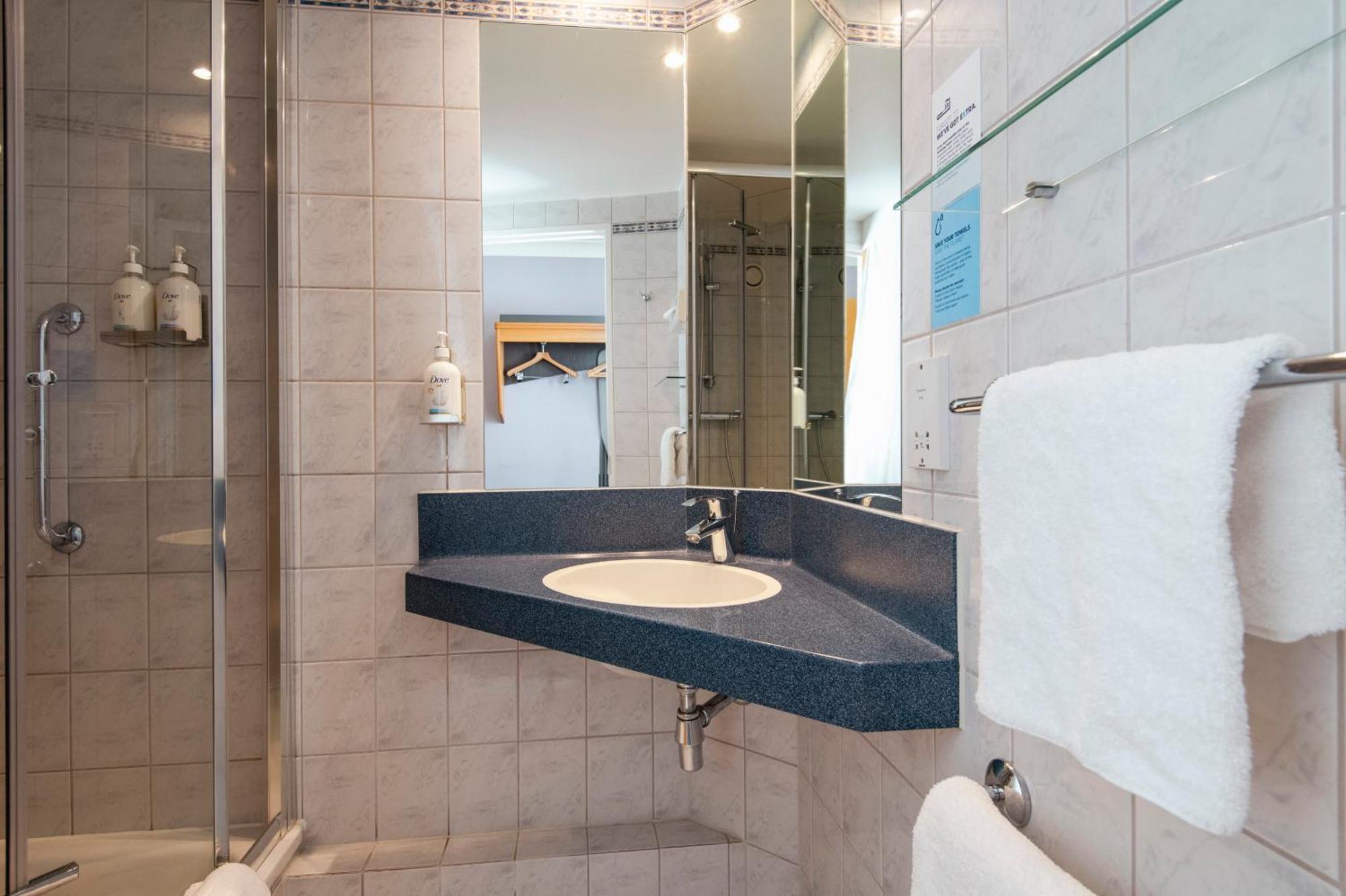 Holiday Inn Express Northampton - South By Ihg Εξωτερικό φωτογραφία